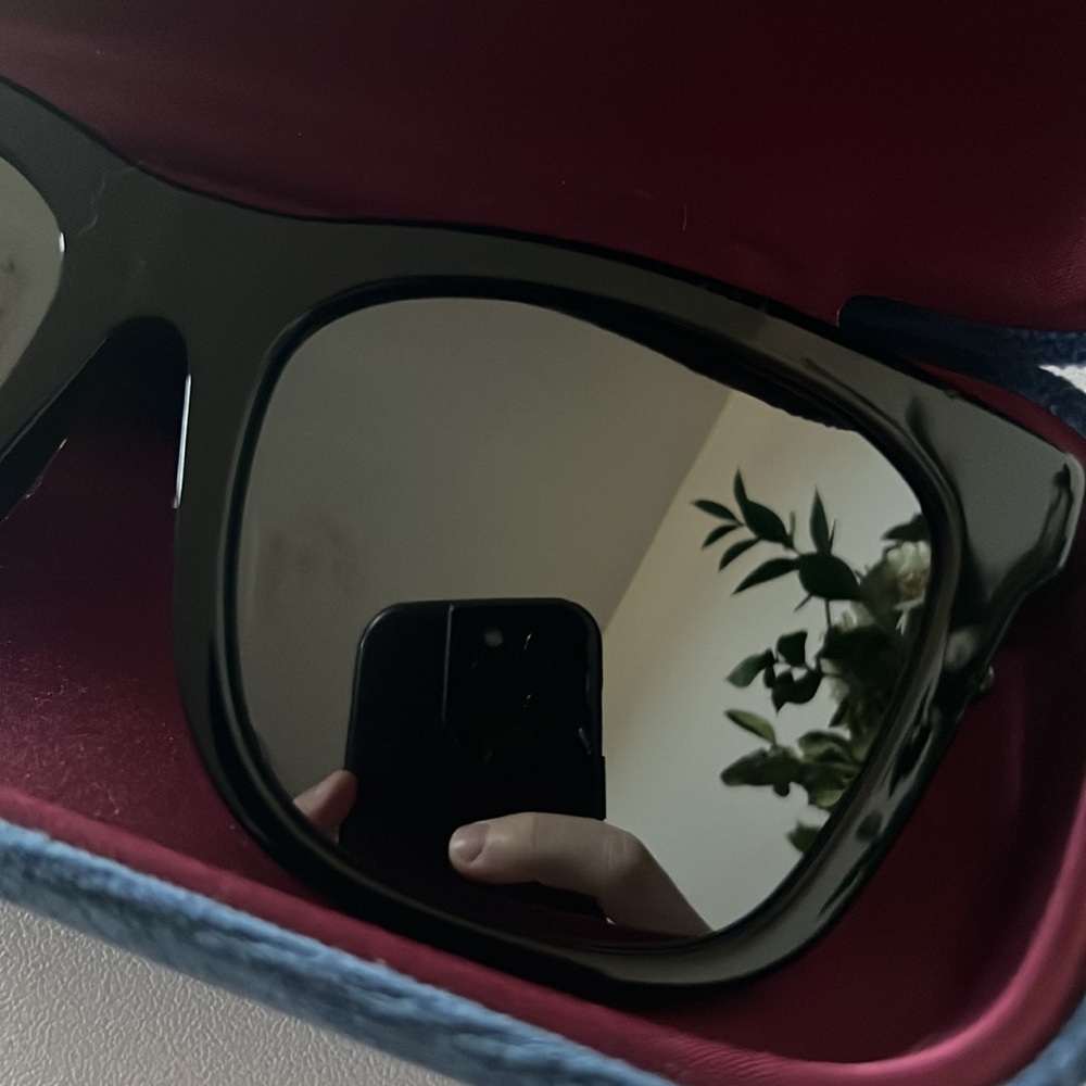 Gucci Oversized Shades